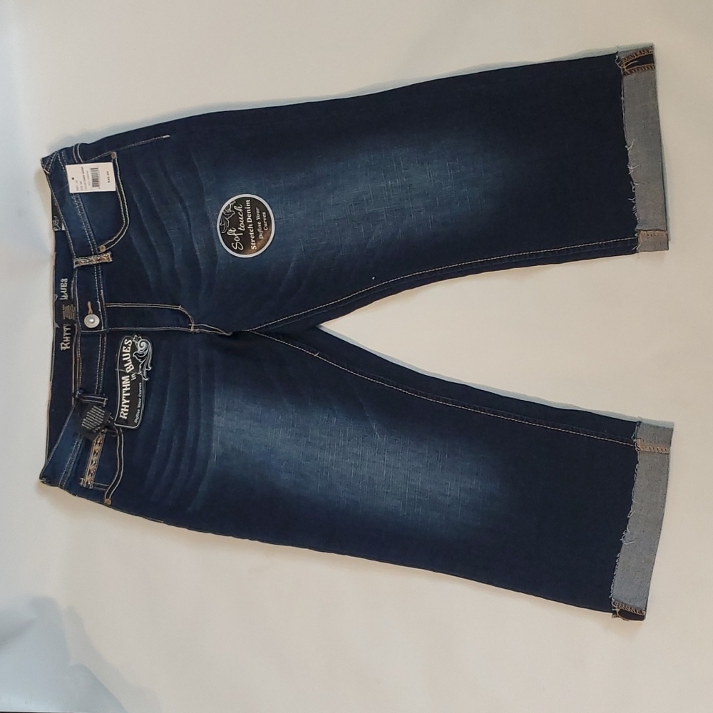 RHYTHEM IN BLUES CAPRI